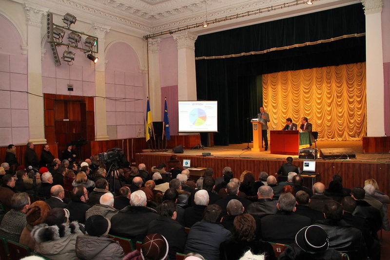 Громадські слухання з питань бюджету на 2011 рік. Бердянськ