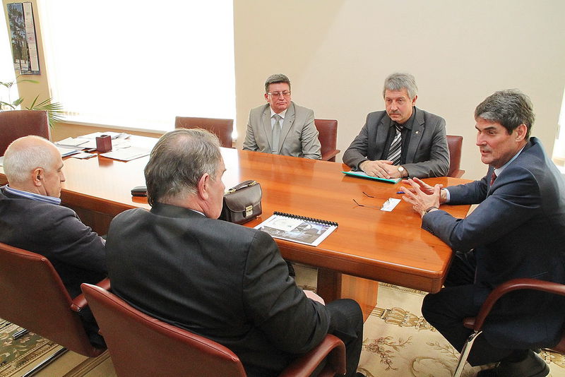 Відбулася зустріч Бориса Петрова з представниками компанії ВАТ «Авіаекспорт»