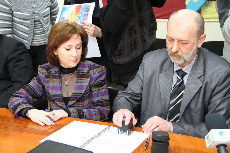 Підписано Меморандум між обласною владою та хлібопекарськими та борошномельними підприємствами