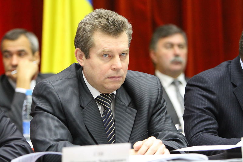 Заступник голови - керівник апарату облдержадміністрації Станіслав Лимарчук