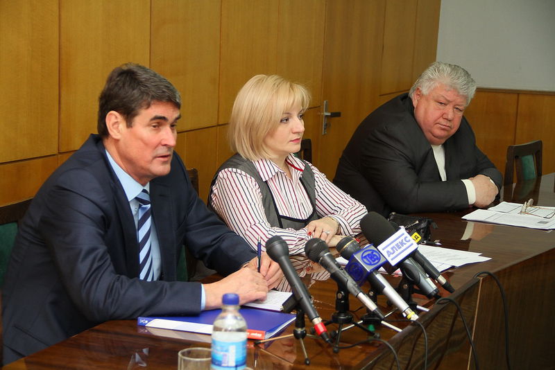 Під керівництвом голови обласної державної адміністрації Бориса Петрова відбулася нарада з проблемних питань дорожнього господарства регіону
