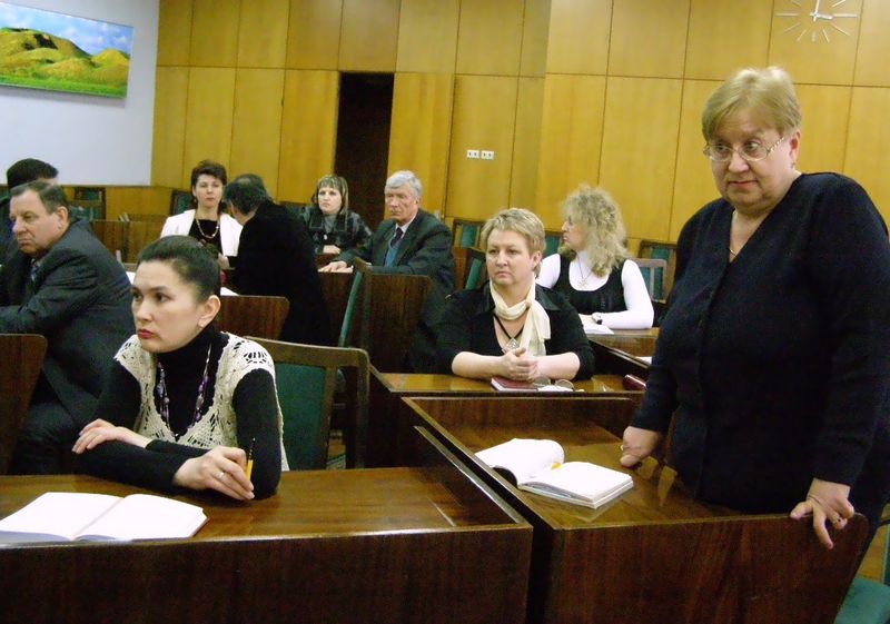 Обласна влада іде назустріч працівникам  галузі охорони здоров’я