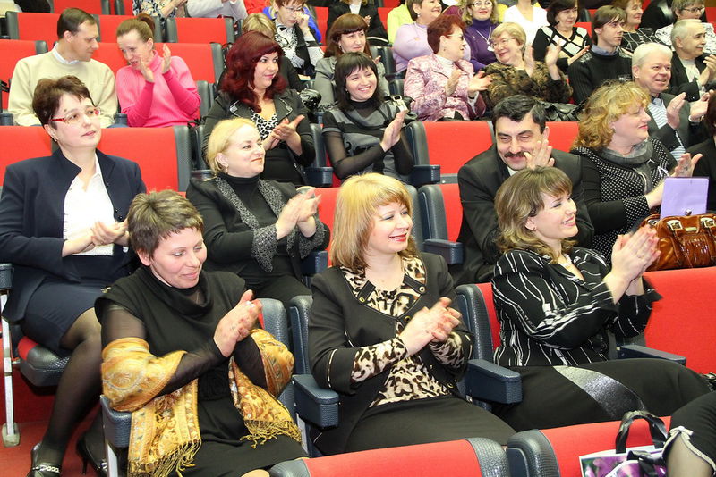 Людей, які сіють культуру та дарують духовні скарби, привітали з професійним святом