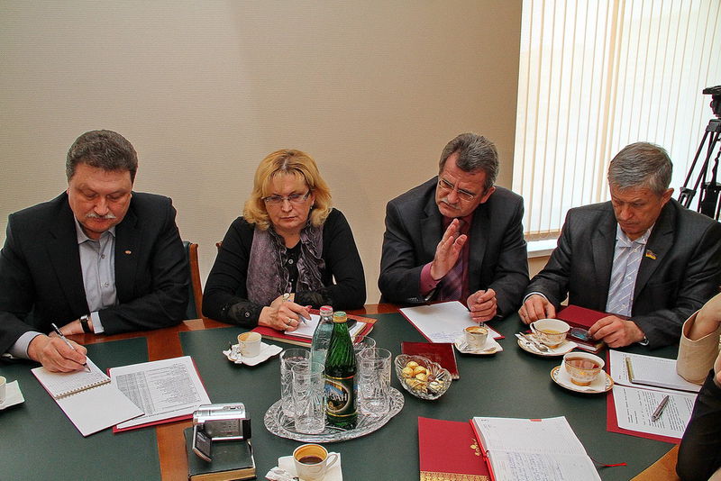 Гарячі дебати