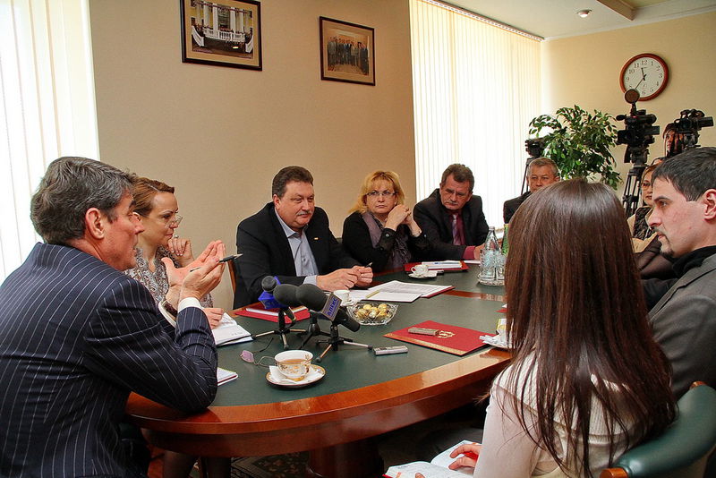 спілкування з проблемних питань культурної спадщини регіону
