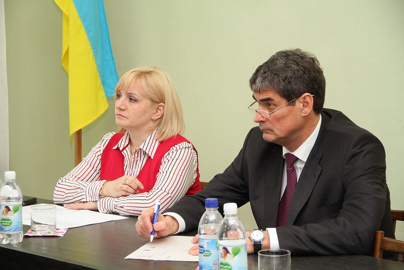 Під час екстреної наради у Токмаку