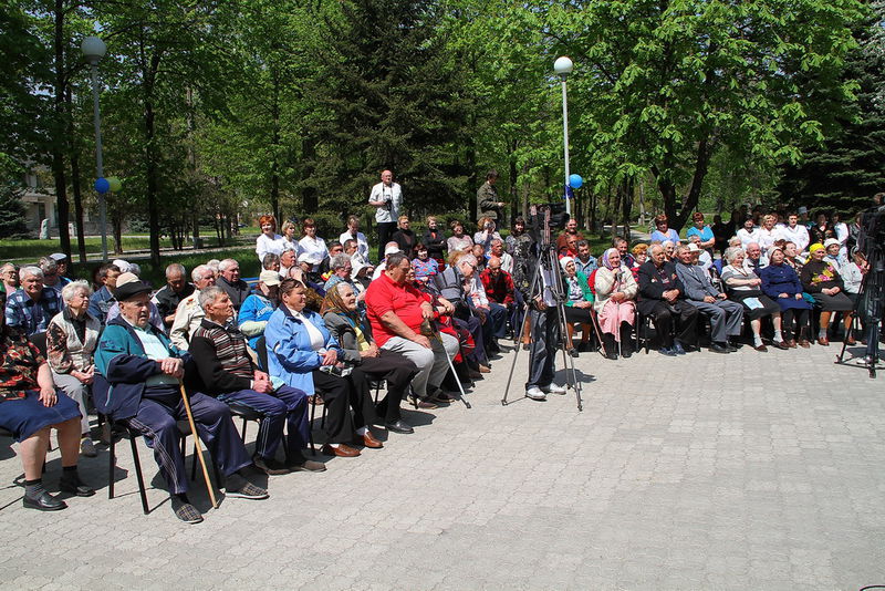 Для ветеранів війни, що перебувають на лікуванні в госпіталі влаштували концерт