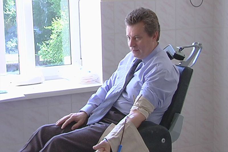 Заступник голови – керівник апарату ОДА Станіслав Лимарчук долучився до акції по здачі крові для онкохворих дітей