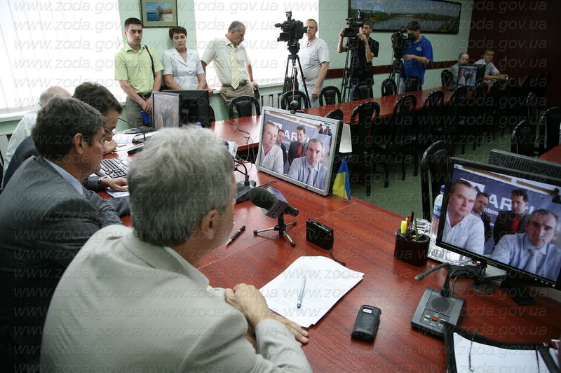На базі ВАТ "Укретелеком" вперше в регіоні пройшли відео перемови з інвесторами
