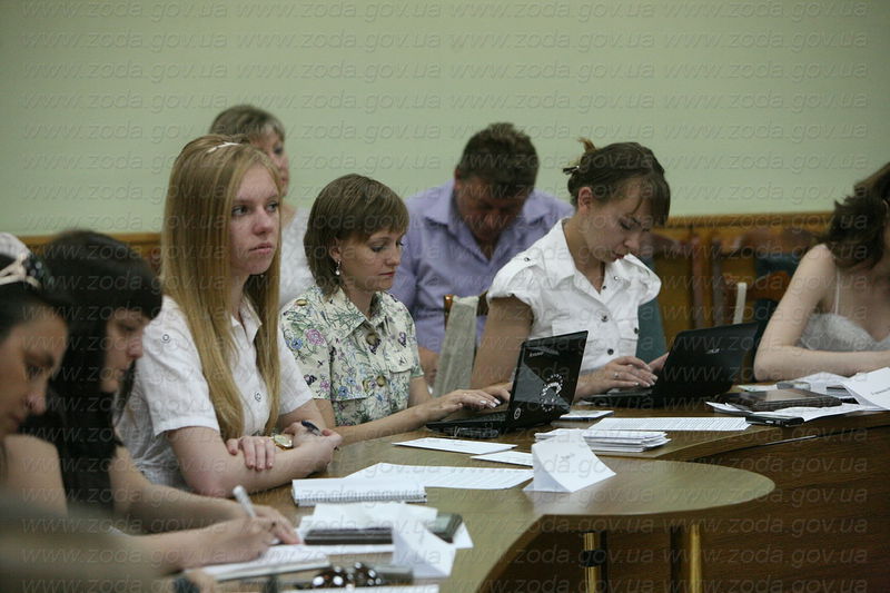 Під час прес-конференції голови ОДА
