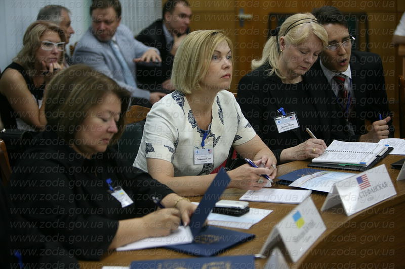 Зустріч членів Трейд-клубу із обласною владою 