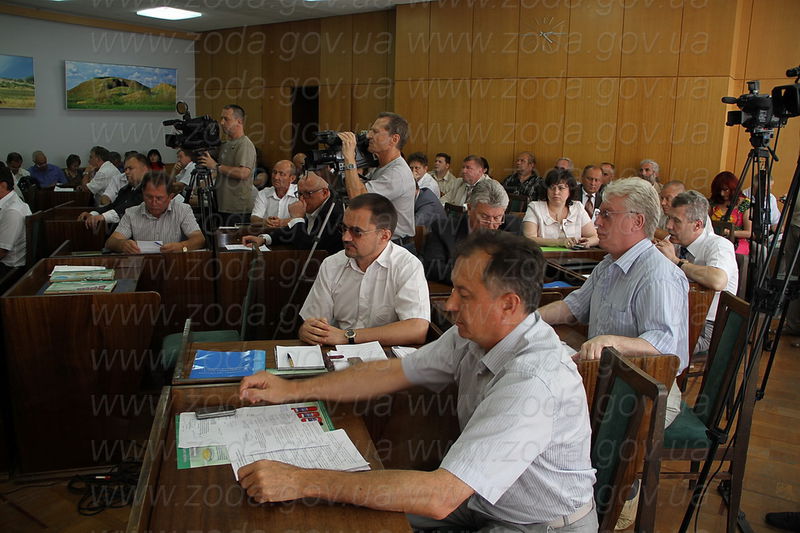 Учасники засідання Запорізької регіональної ради 