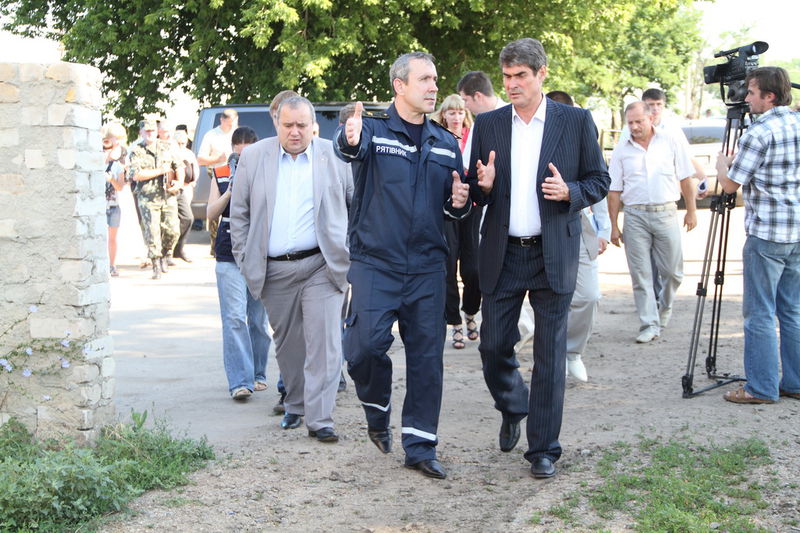 Позиція влади щодо передачі території колишньої військової частини непохитна: спочатку перевірити кожен сантиметр на безпечність