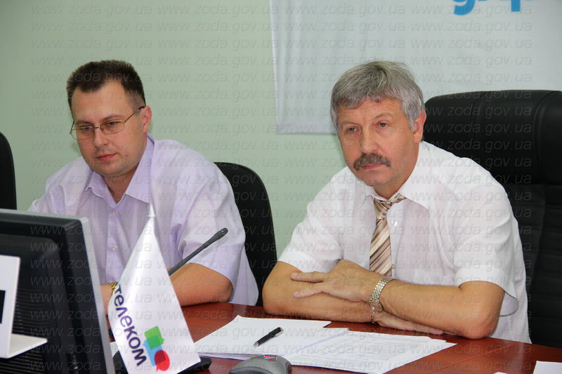 Заступник голови ОДА Петро Гончарук та начальник управління ЖКГ Дмитро Свіркін 