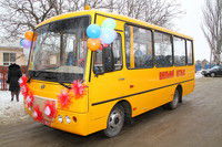 Шкільні автобуси придбають за бюджетні кошти вже цього року