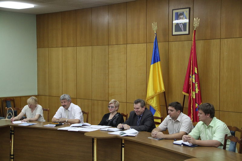 Під час зустрічі заступників голови облдержадміністрації Станіслава Лимарчука та Петра Гончарука з керівниками національно-культурних товариств регіону