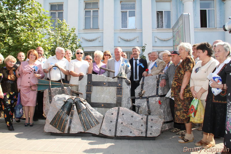 Відкриття пам’ятного знаку відпочиваючим