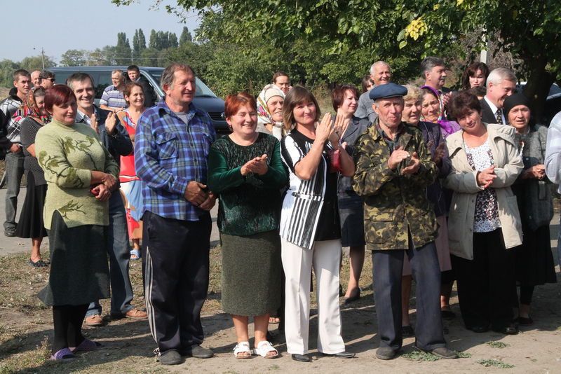 На пуск газу зібралось все село

