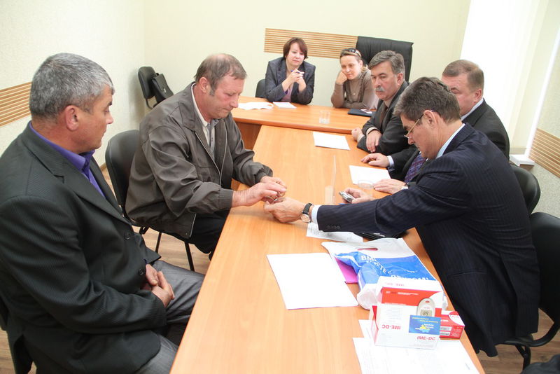 Голова ОДА особисто провів процедуру
