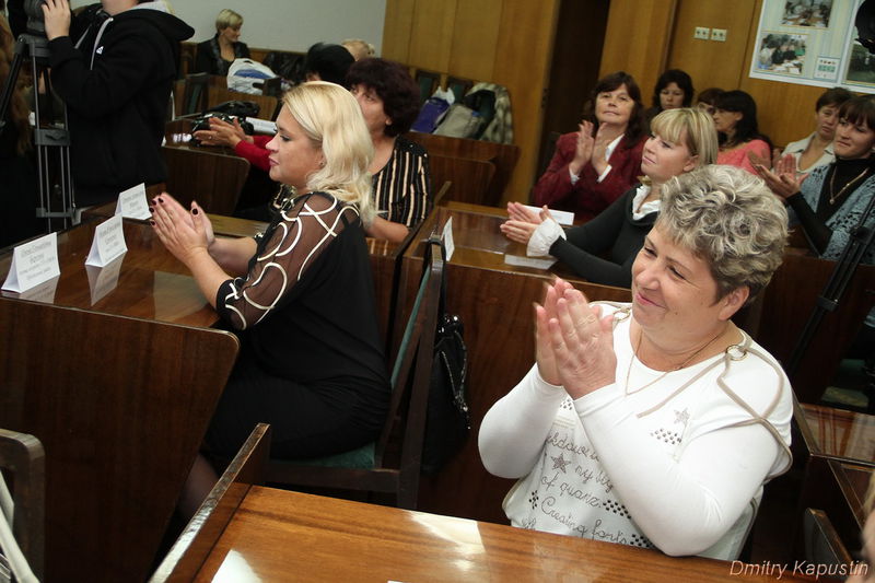 На урочистій зустрічі з активістами Всеукраїнської громадської організації «Рада жінок-фермерів України»