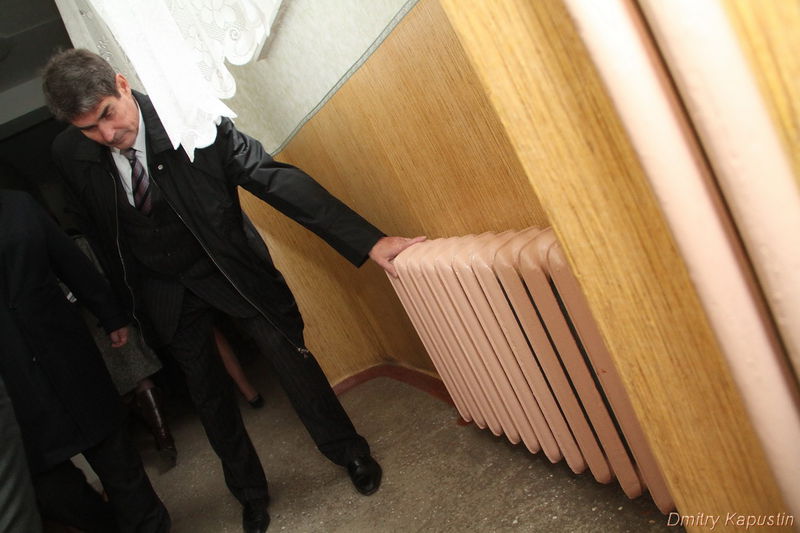 У Мелітополі Борис Петров заїхав до котельні і перевірив батареї у дитячому садку
