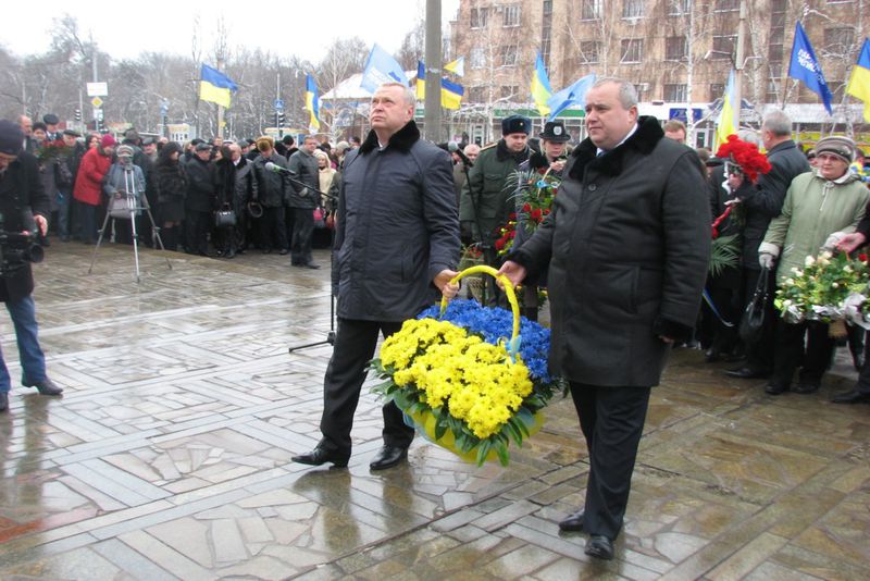 Обласна влада відзначила День Соборності та Свободи України