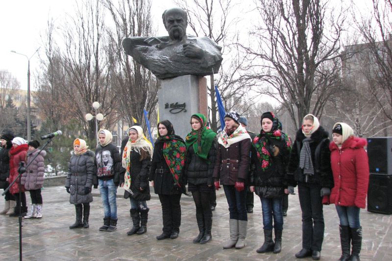 Запоріжці відзначили День народження Тараса Шевченка