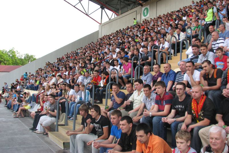 На стадіоні «Славутич-Арена» відбувся вирішальний матч чемпіонату України з футболу серед команд першої ліги: з