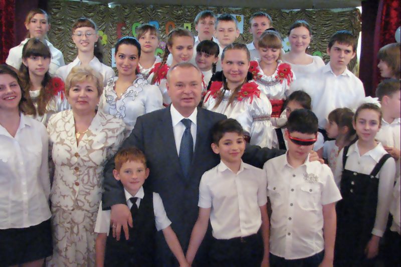 Олександр Пеклушенко став «хрещеним батьком» центру-інтернату «Орієнтир»