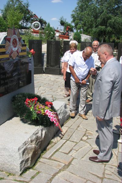 Один з кращих військово-братських меморіальних комплексів області - в Чапаєвці