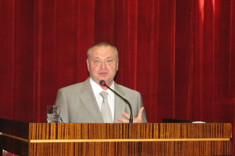 Олександр Пеклушенко: «Завдання влади – створити оптимальну управлінську систему, яка буде захищати інтереси народу та держави»
