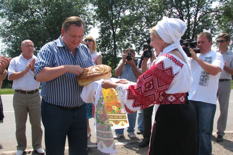 Запорізька і Луганська області зміцнюють зв’язки 