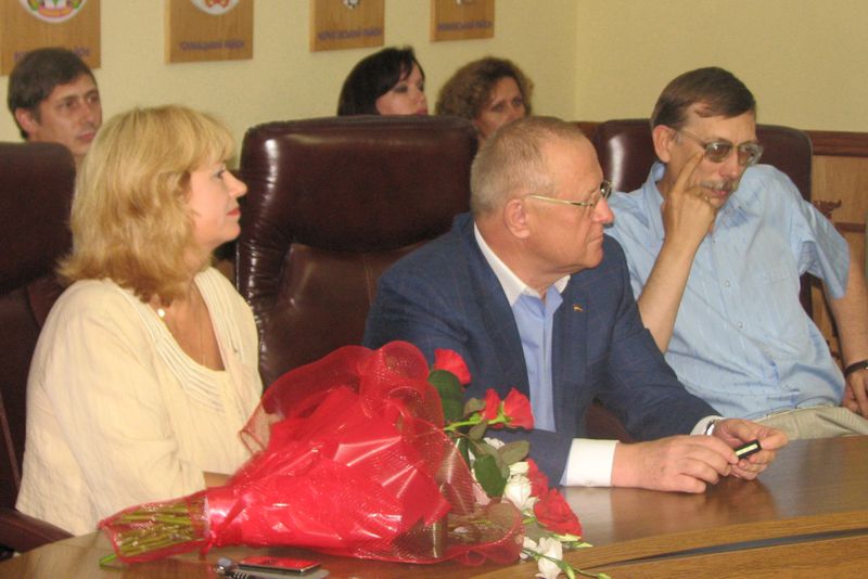 Федору Конюхову вручено нагрудний знак «Почесний громадянин Запорізької області»