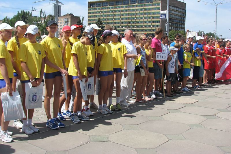 Урочисте підняття Державного прапора України разом з прапором Національного олімпійського комітету України з нагоди відкриття ХХХ Олімпійських ігор у Лондоні