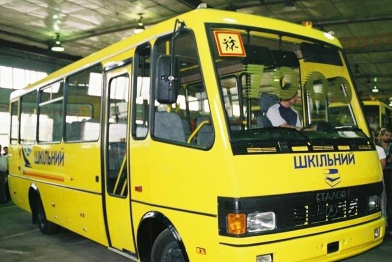 Область отримала 35 шкільних автобусів