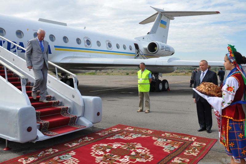 Сьогодні Прем’єр-міністр України Микола Азаров  перебуває з робочою поїздкою в Запорізькій області