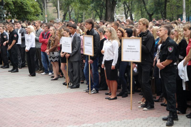 Запорізьких першокурсників  посвятили в студенти