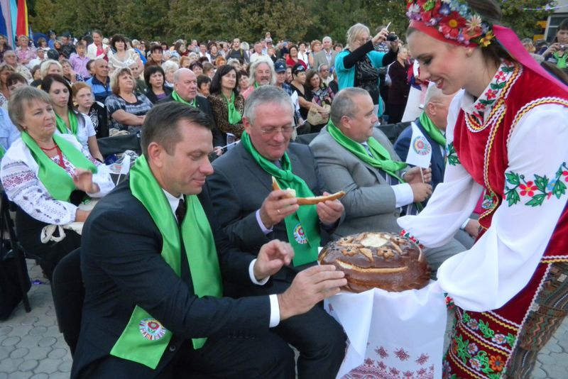 Національно-культурні товариства – за щорічний фестиваль «Ми – українські»