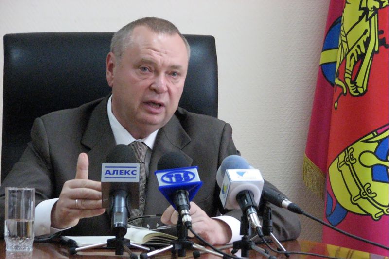 Олександр Пеклушенко: «Президент дав чітке доручення – до 1 жовтня вирішити проблемні питання «ЗЗФ» та розробити програму відновлення алюмінієвого комбінату»