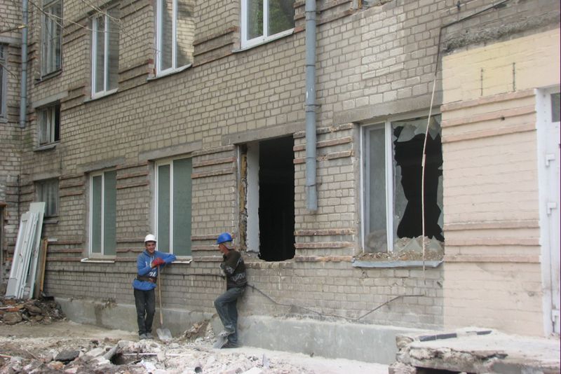 Голова обласної державної адміністрації Олександр Пеклушенко ознайомився з ходом реконструкції обласного перинатального центру