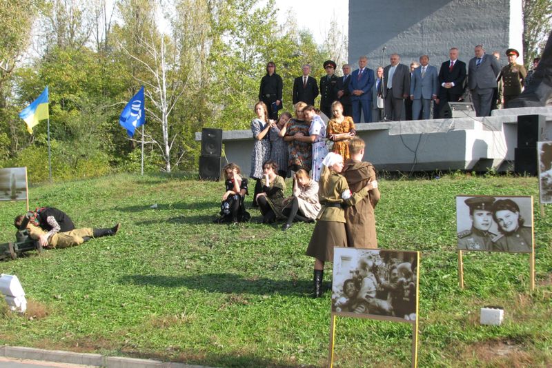 Героям-визволителям Запоріжжя – вічна світла пам'ять!