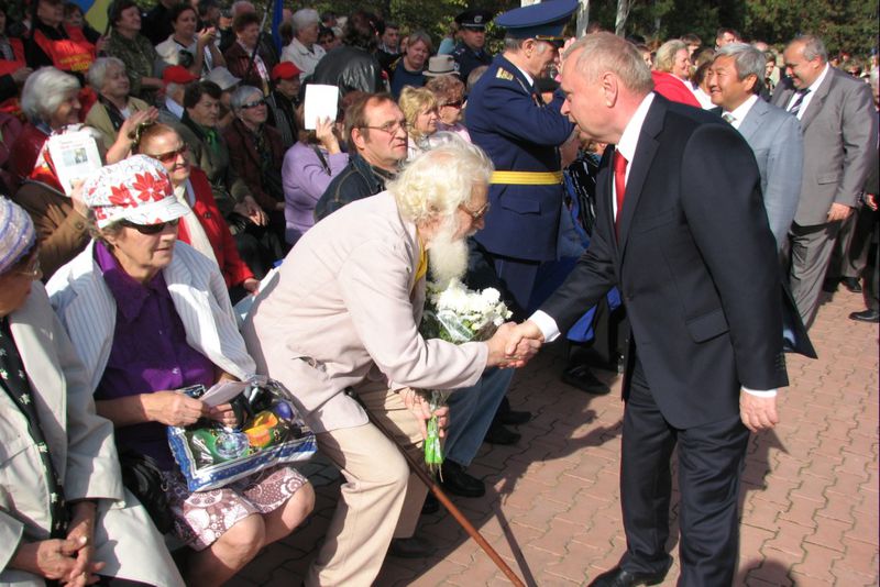 Героям-визволителям Запоріжжя – вічна світла пам'ять!