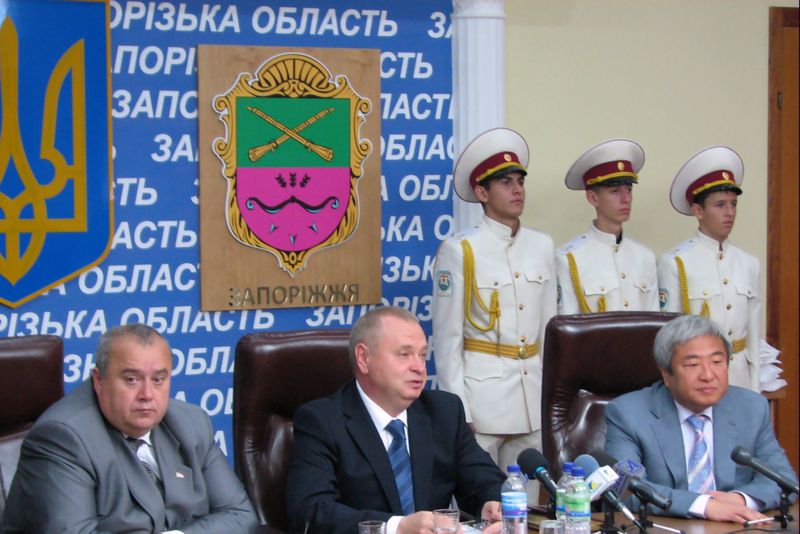 Голова обласної державної адміністрації Олександр Пеклушенко зустрівся з керівниками місцевих ветеранських організації