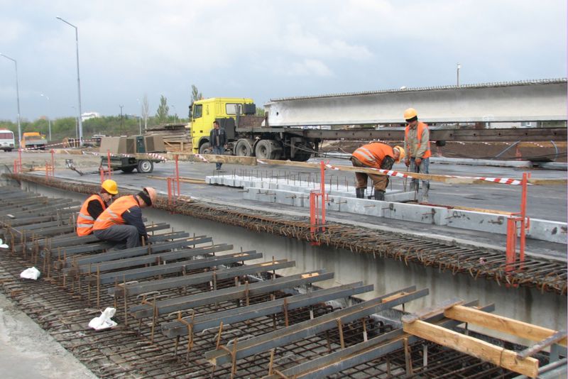 Будівельні роботи на  мостах ведуться в посиленому режимі