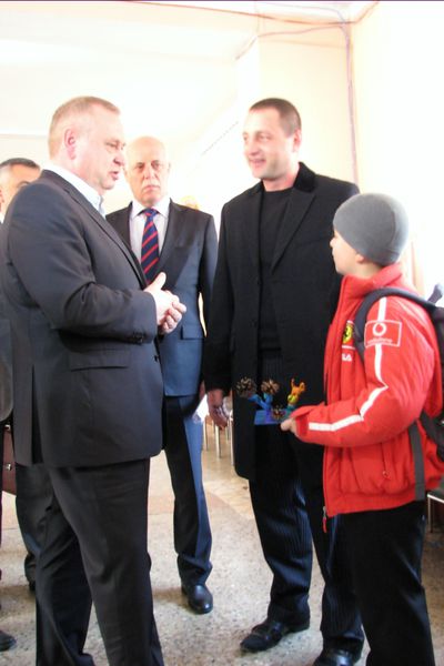 Олександр Пеклушенко: «Якщо  бажаєте побудувати своє успішне майбутнє – будьте доброзичливими»