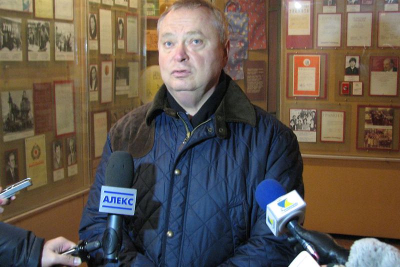 Запорізькі літератори позмагаються у конкурсі на найкращу п’єсу, присвячену життю Нестора Махна 