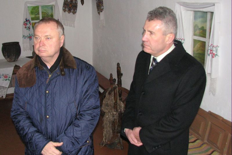Запорізькі літератори позмагаються у конкурсі на найкращу п’єсу, присвячену життю Нестора Махна 
