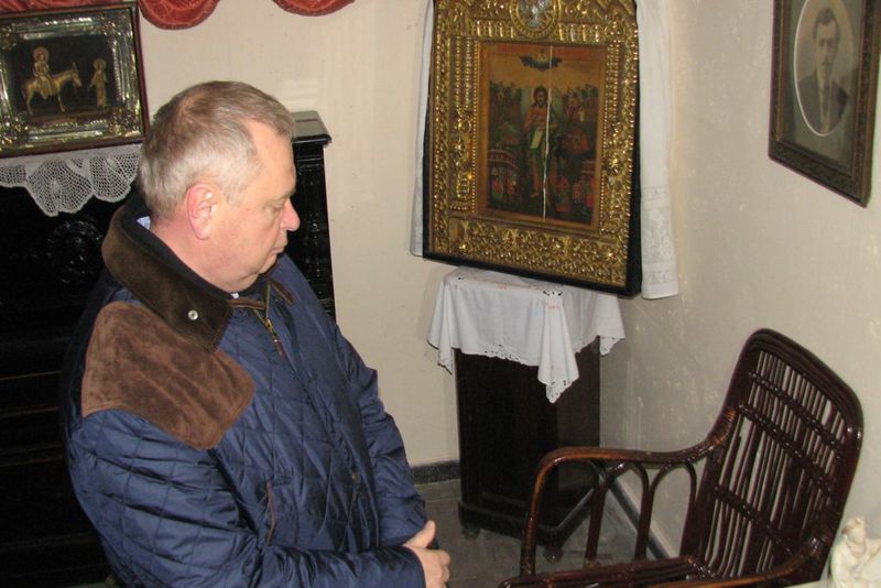 Запорізькі літератори позмагаються у конкурсі на найкращу п’єсу, присвячену життю Нестора Махна 