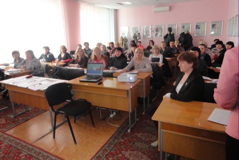 Про підвищення кваліфікації державних службовців та посадових осіб  місцевого самоврядування за програмами тематичних короткострокових семінарів у квітні 2013 року