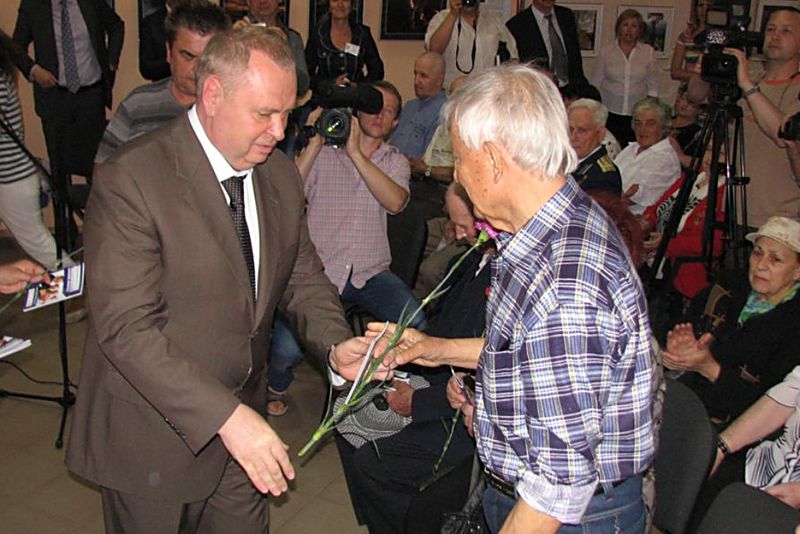 Голова облдержадміністрації привітав ветеранів Бердянська зі святом Перемоги